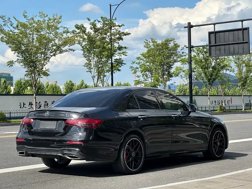 Mercedes-Benz E-Class (Import) — фото 9