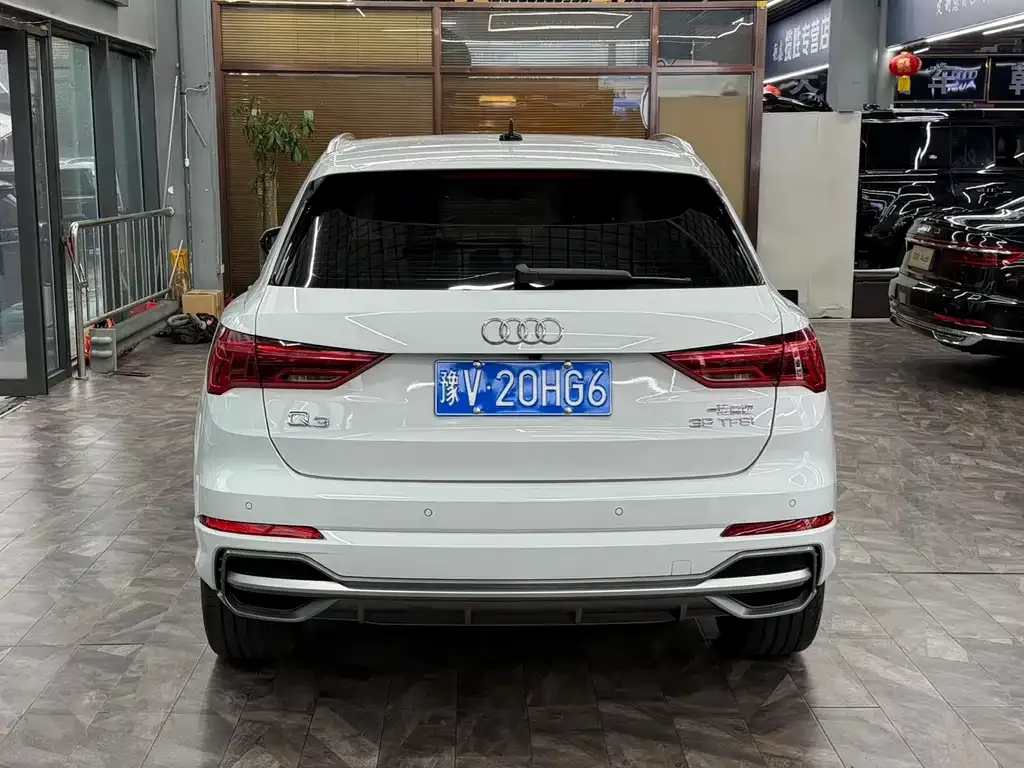 Audi Q3 — фото 2