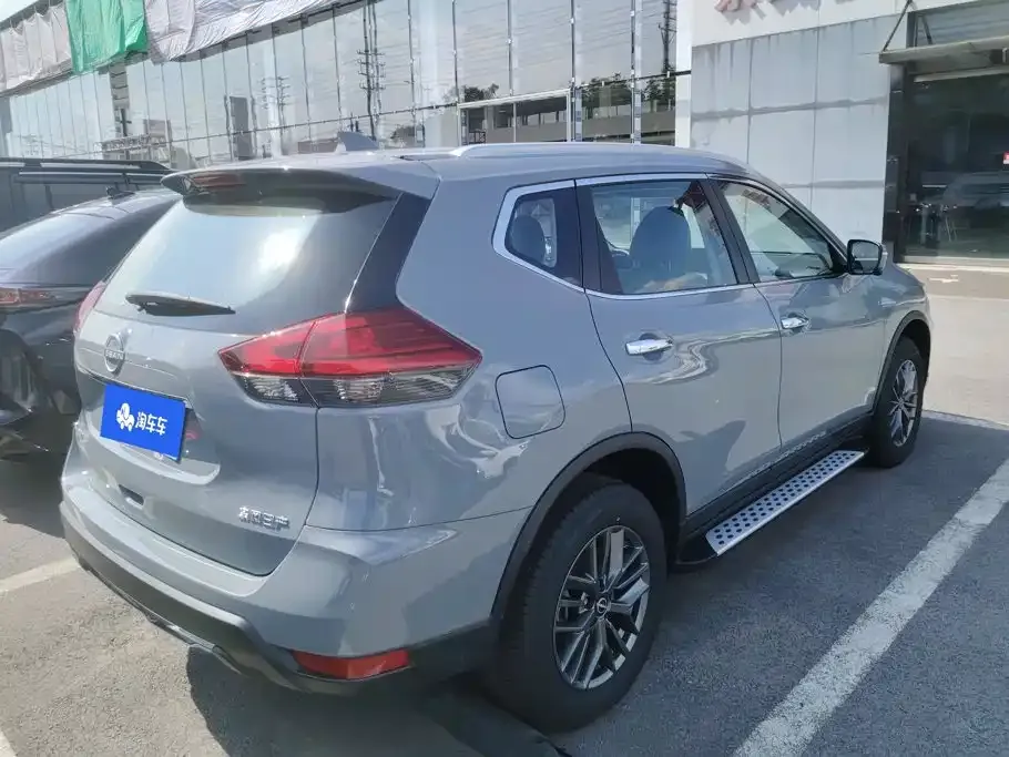 Nissan X-Trail — фото 10
