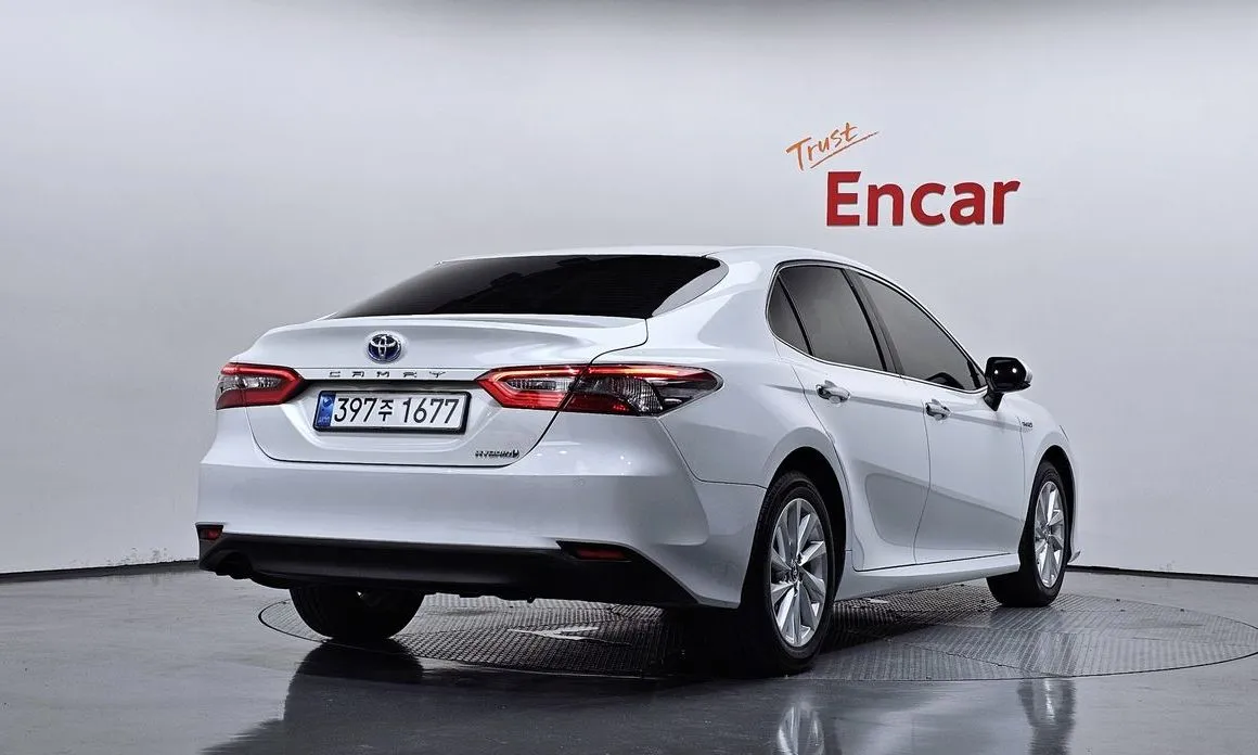 Toyota Camry 2023 из KR, фото 4