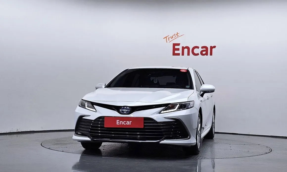 Toyota Camry 2023 из KR, фото 3