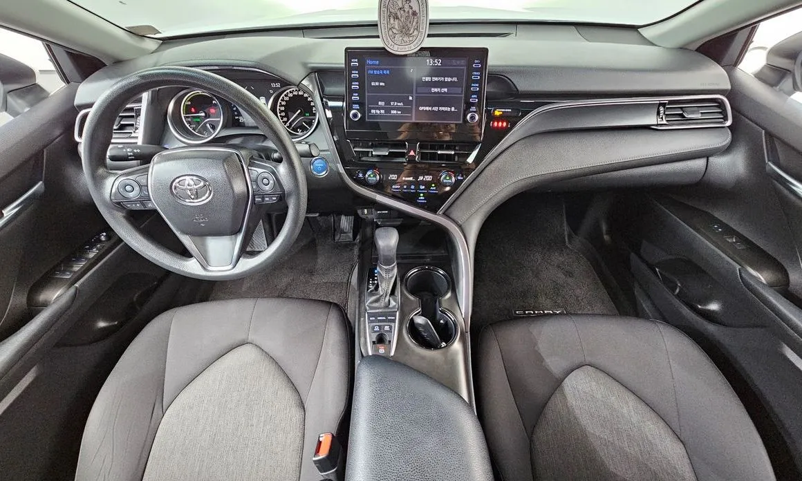 Toyota Camry 2023 из KR, фото 10