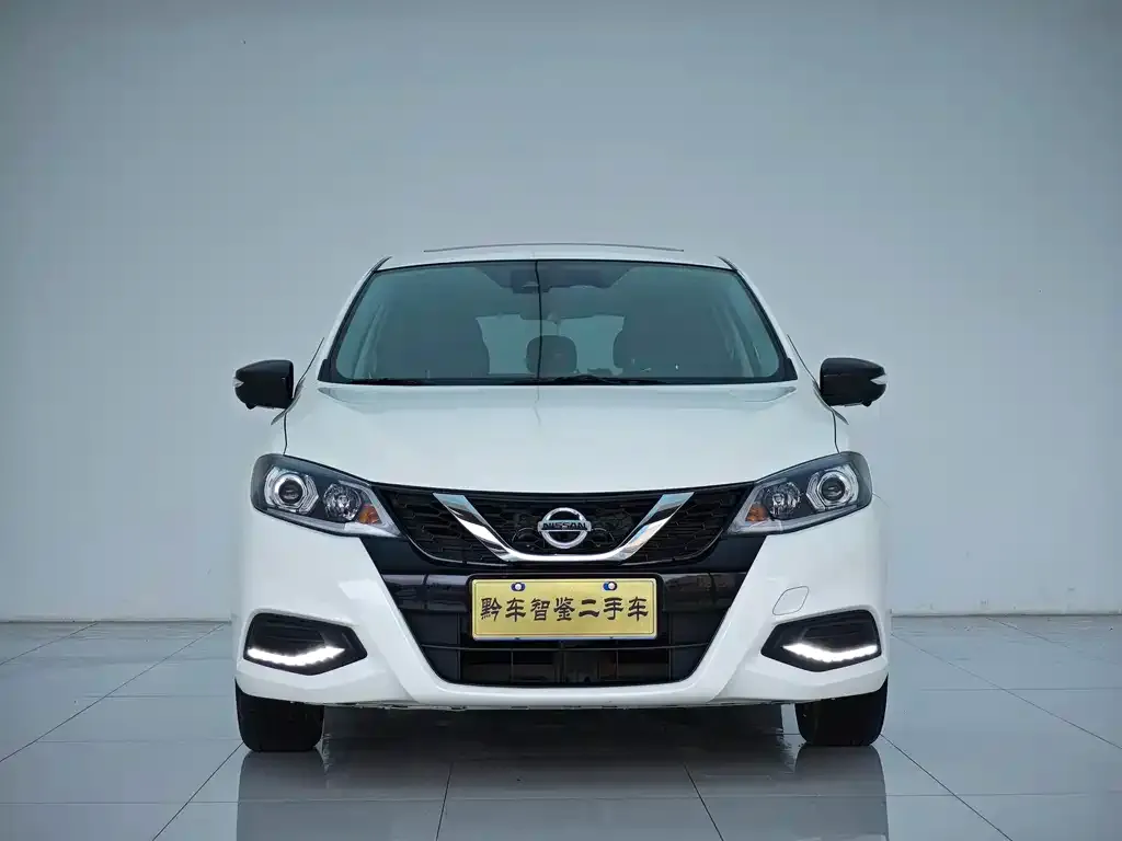 Nissan Tiida 2024 из CN, фото 3
