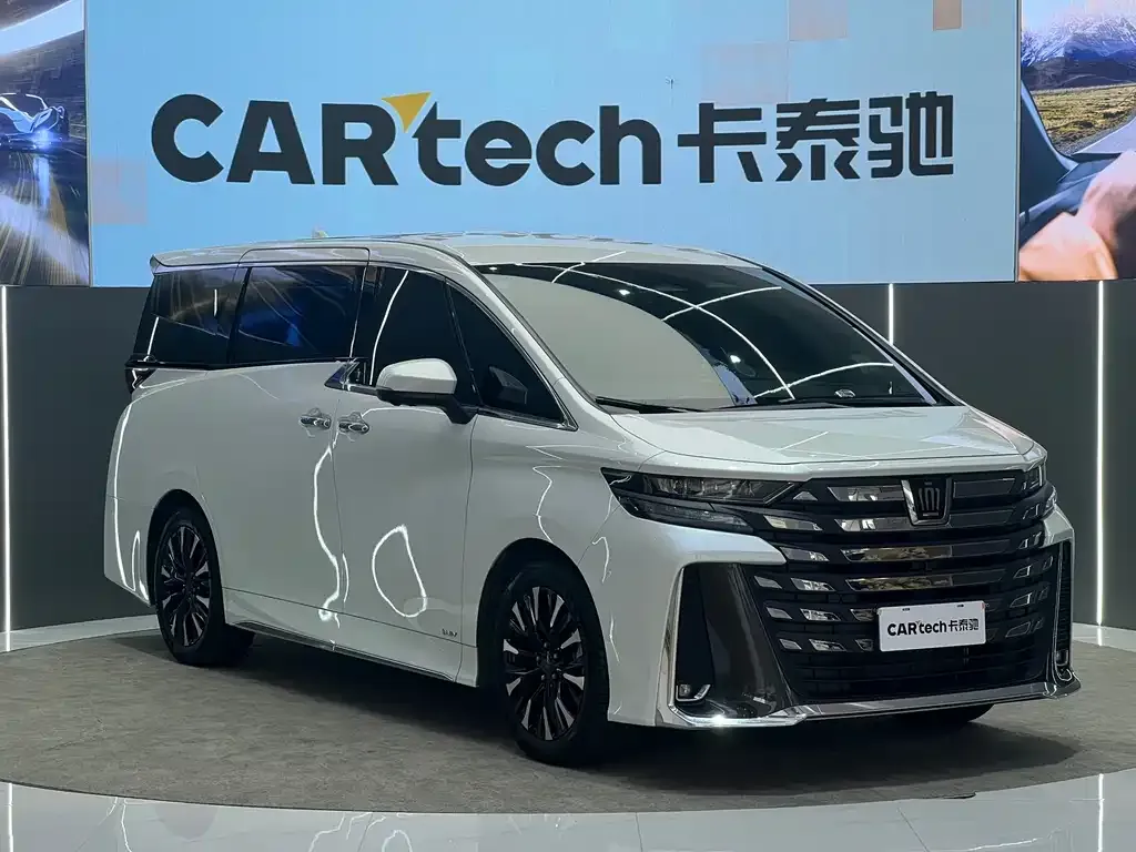 Toyota Vellfire — фото 5