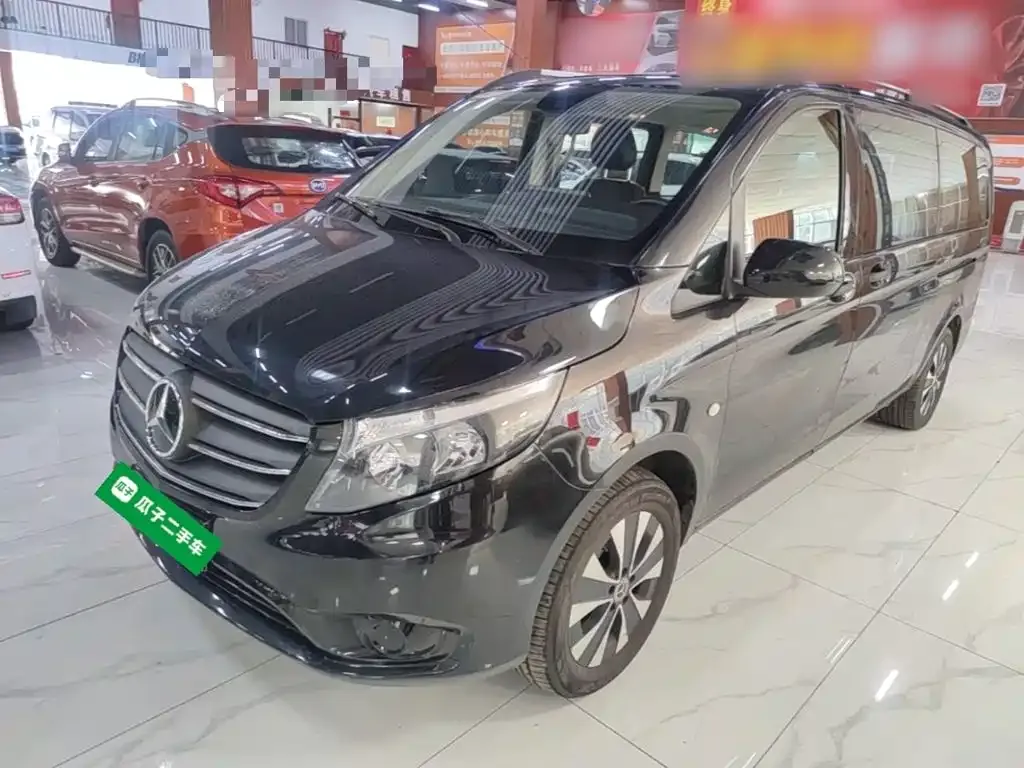Mercedes-Benz Vito — фото 1
