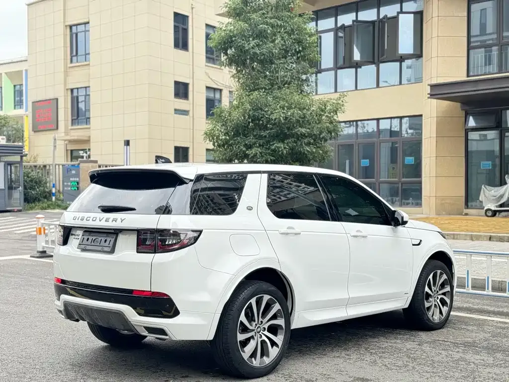 Land Rover Discovery Sport — фото 2