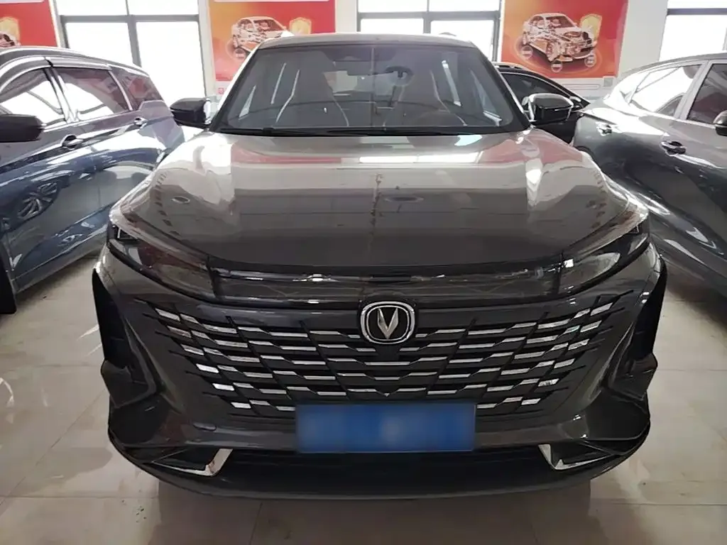Changan CS75PLUS — фото 4