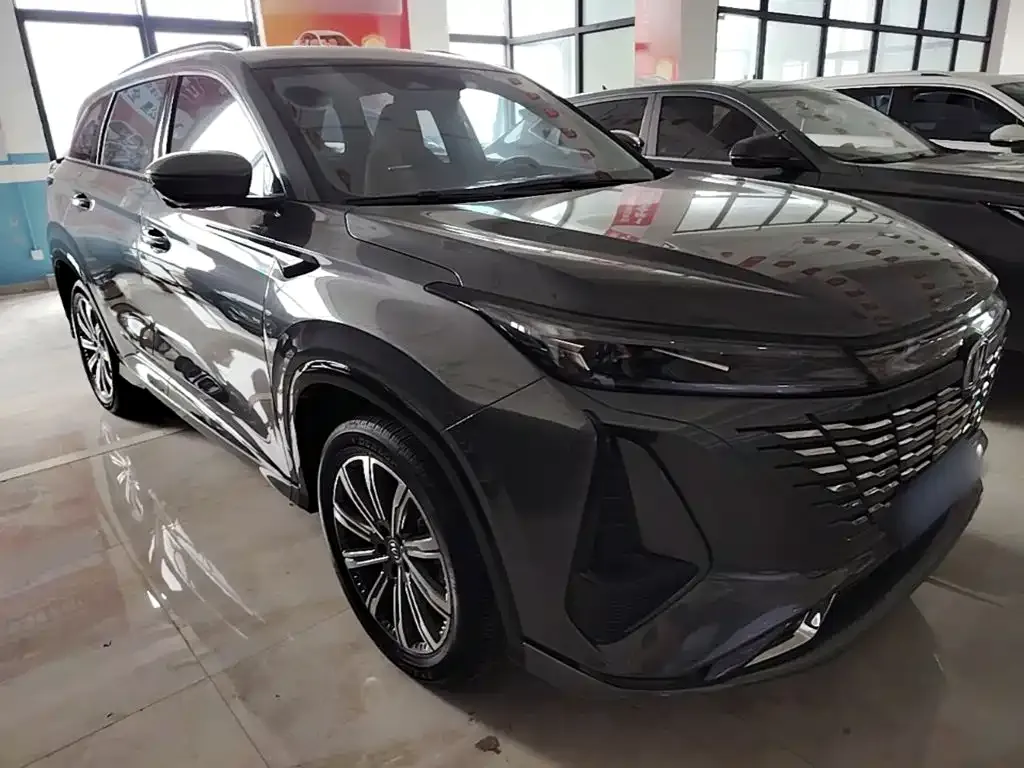Changan CS75PLUS — фото 8