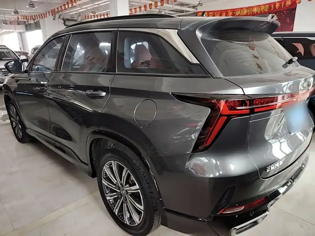 Changan CS75PLUS — фото 9