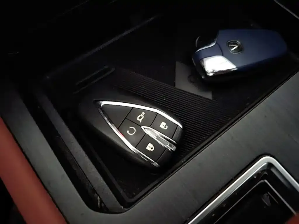 Changan CS75PLUS — фото 10
