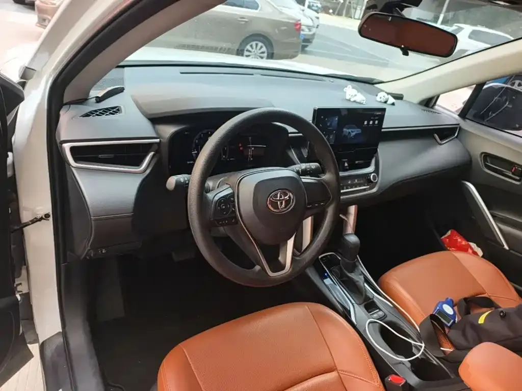 Toyota Frontlander 2024 из CN, фото 10