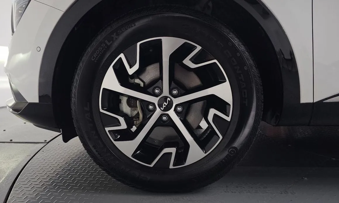 Kia Sportage — фото 10