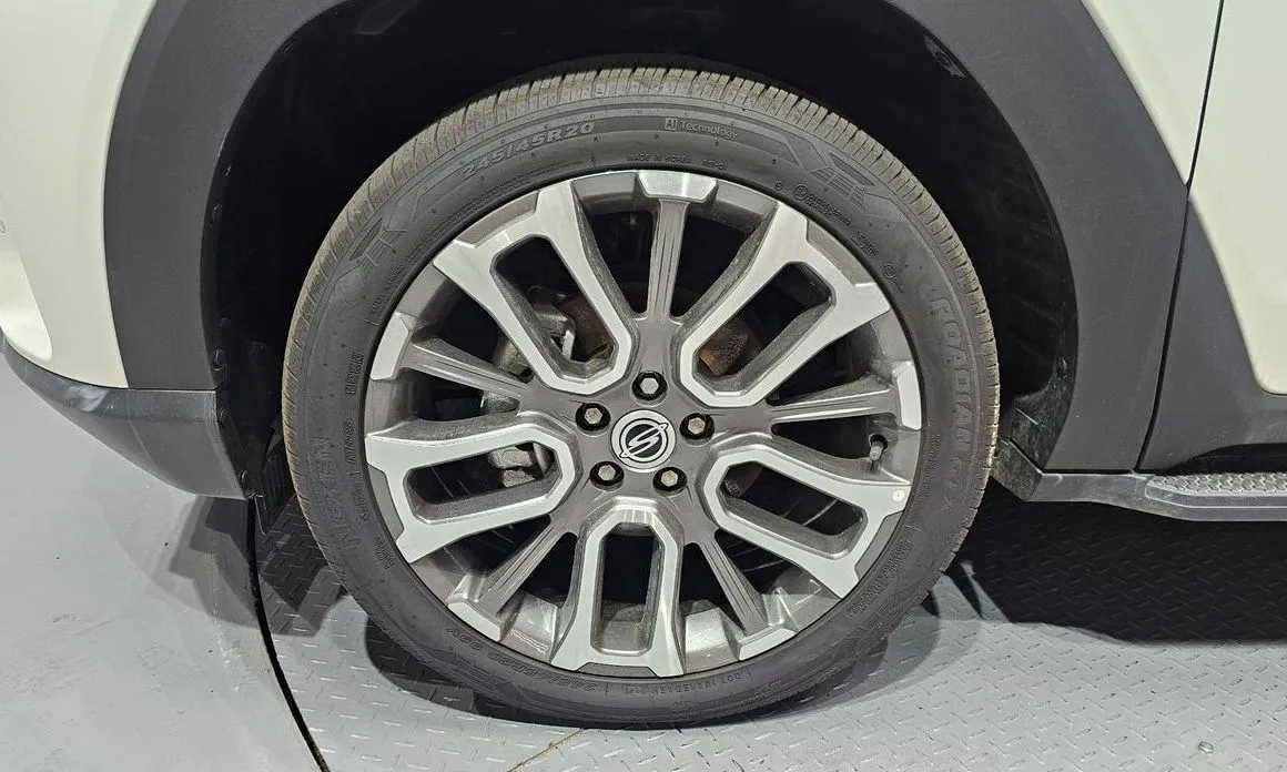 KG Mobility (Ssangyong) Torres — фото 4
