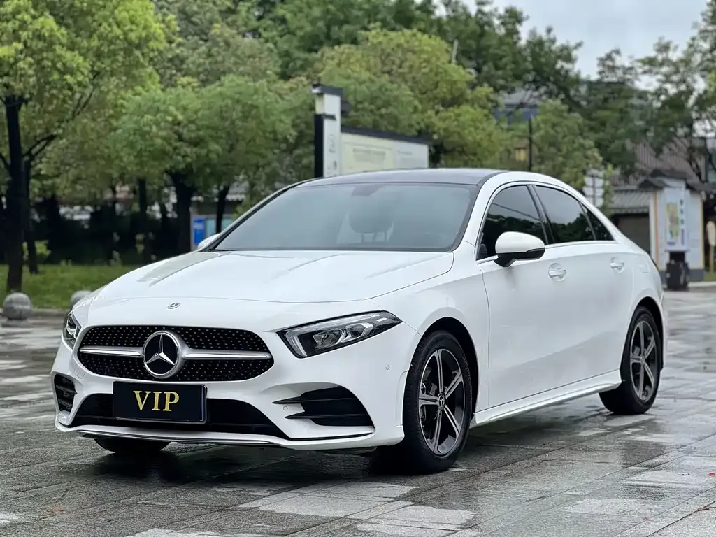 Mercedes-Benz A-Class — фото 1