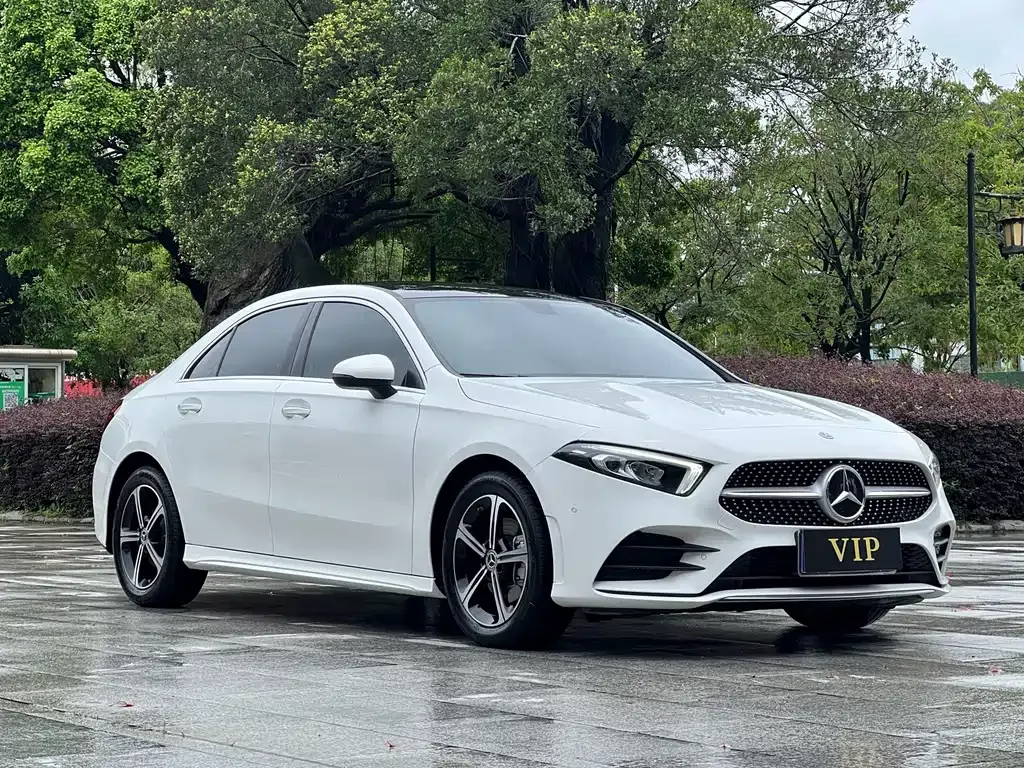 Mercedes-Benz A-Class — фото 10