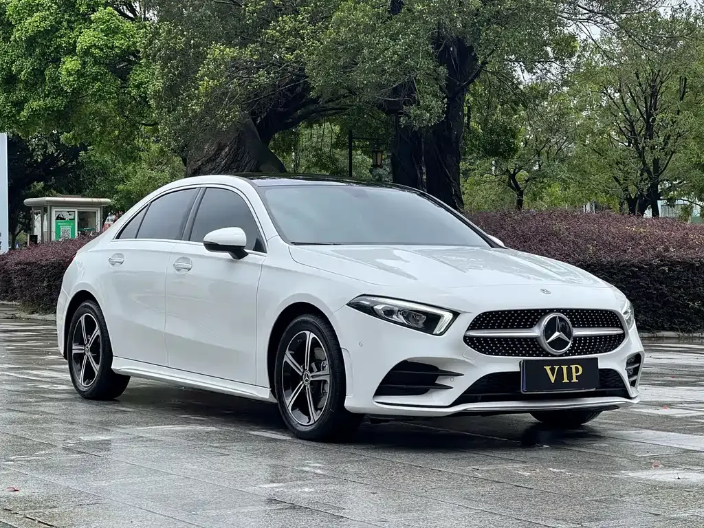 Mercedes-Benz A-Class — фото 9