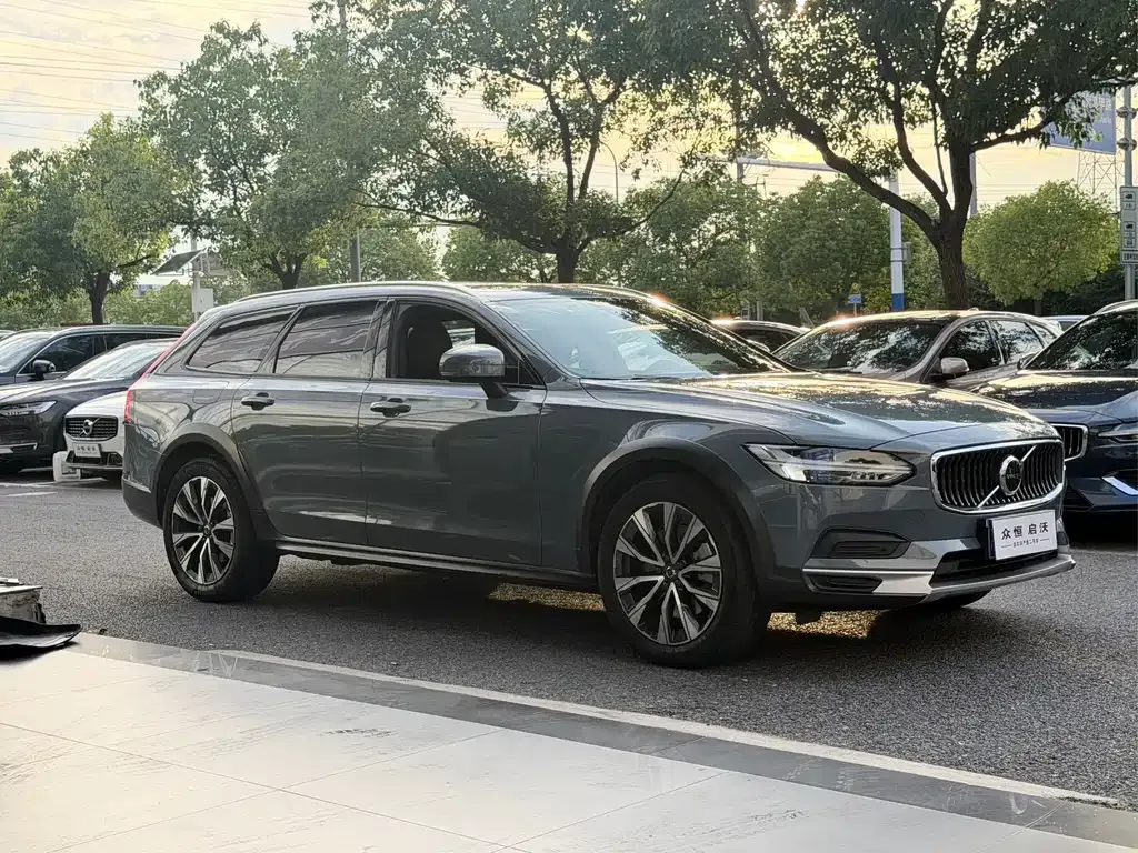 Volvo V90 — фото 6