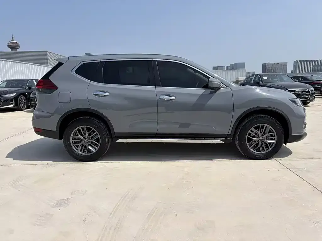Nissan X-Trail — фото 3