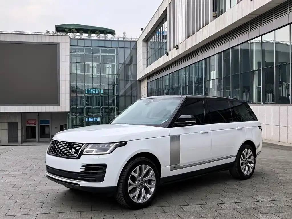 Land Rover Range Rover — фото 1