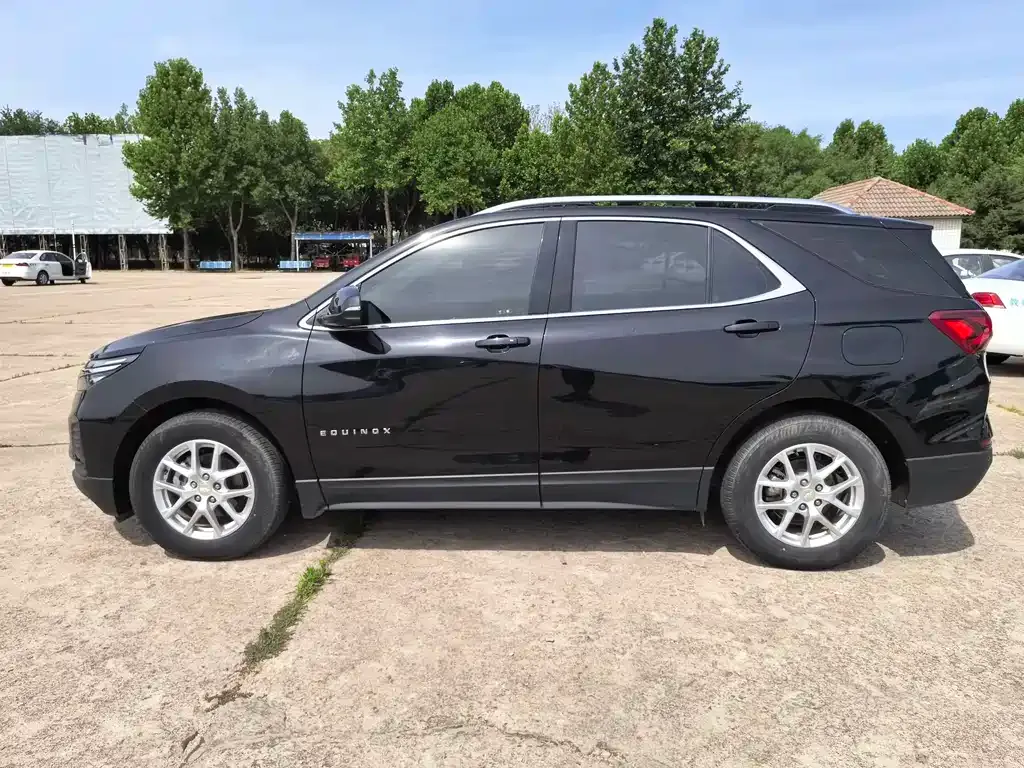 Chevrolet Equinox 2023 из CN, фото 6