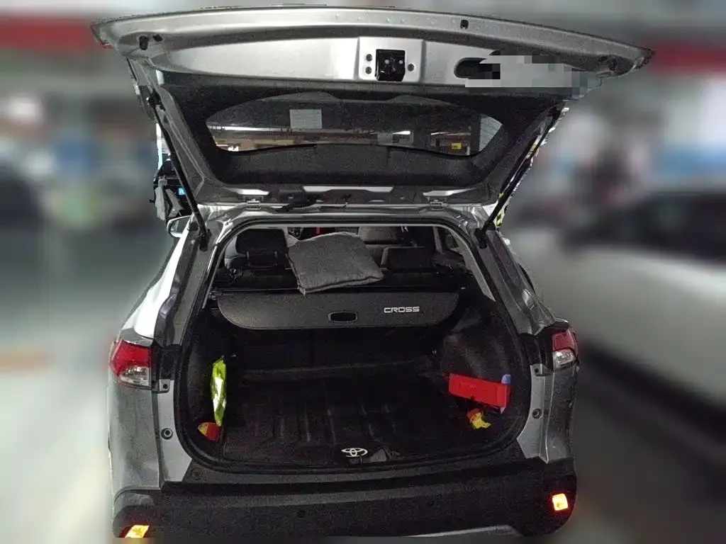 Toyota Corolla Cross — фото 4