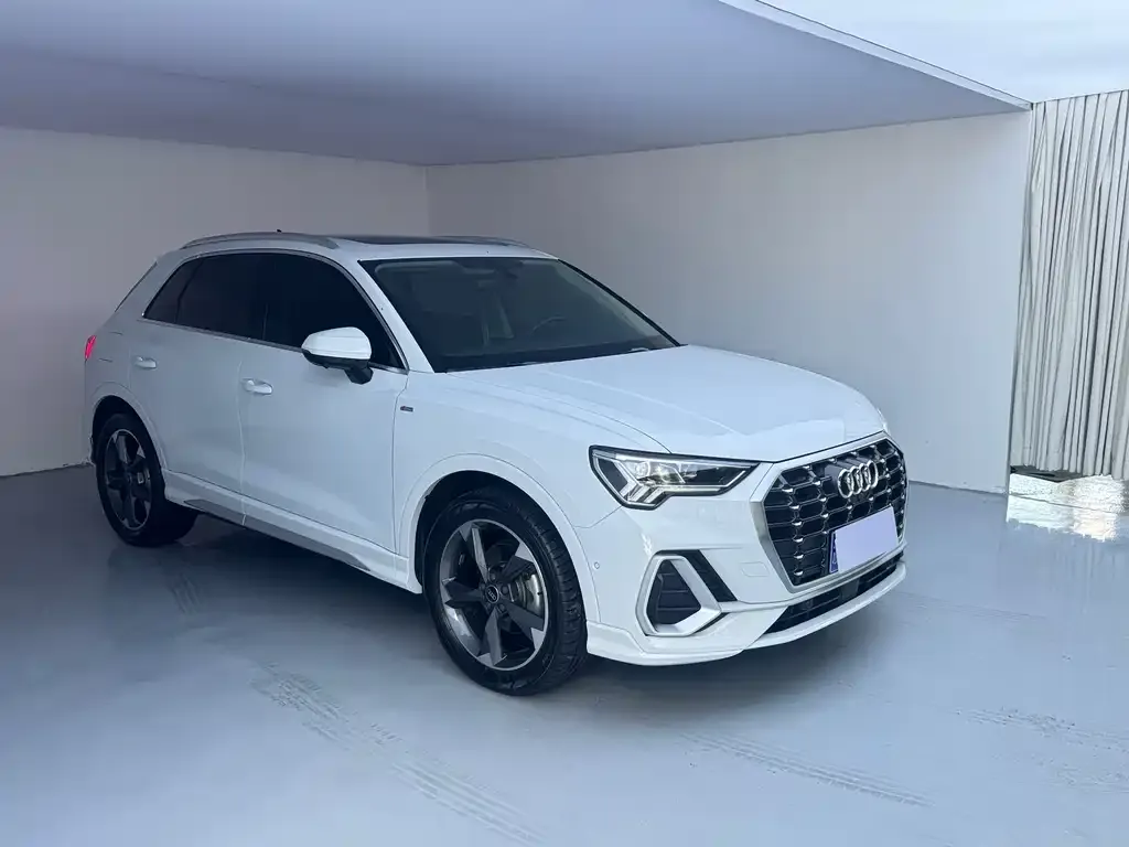 Audi Q3 — фото 5