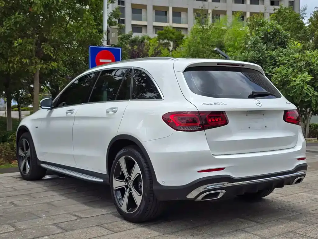 Mercedes-Benz GLC — фото 6