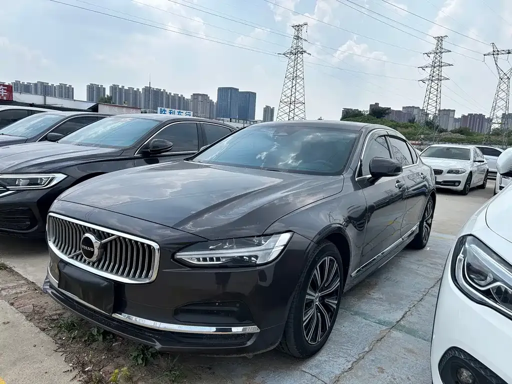 Volvo S90 — фото 8