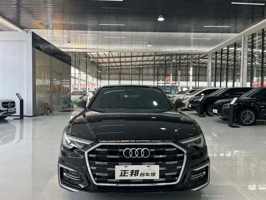 Audi A6L — фото 2