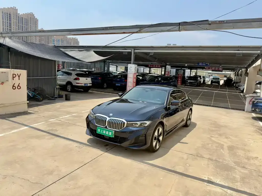 BMW i3 — фото 9