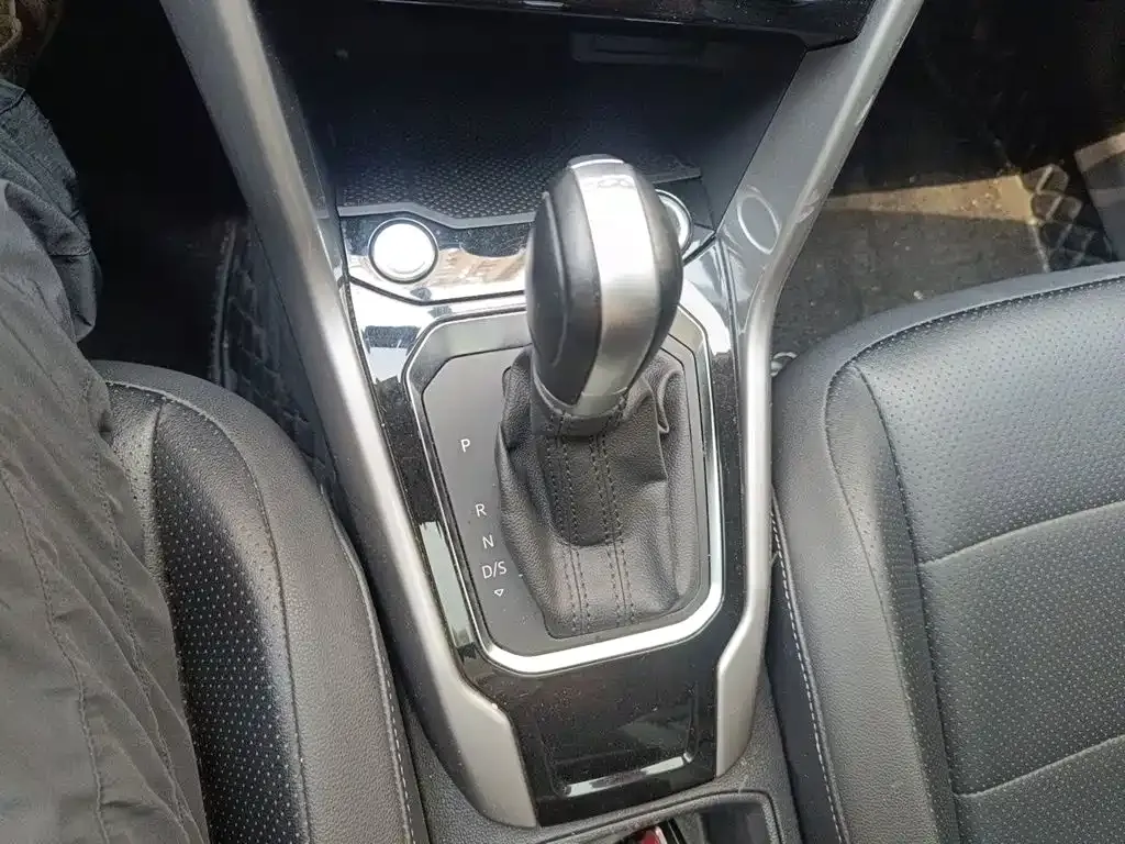 Volkswagen T-Roc 2022 из CN, фото 9
