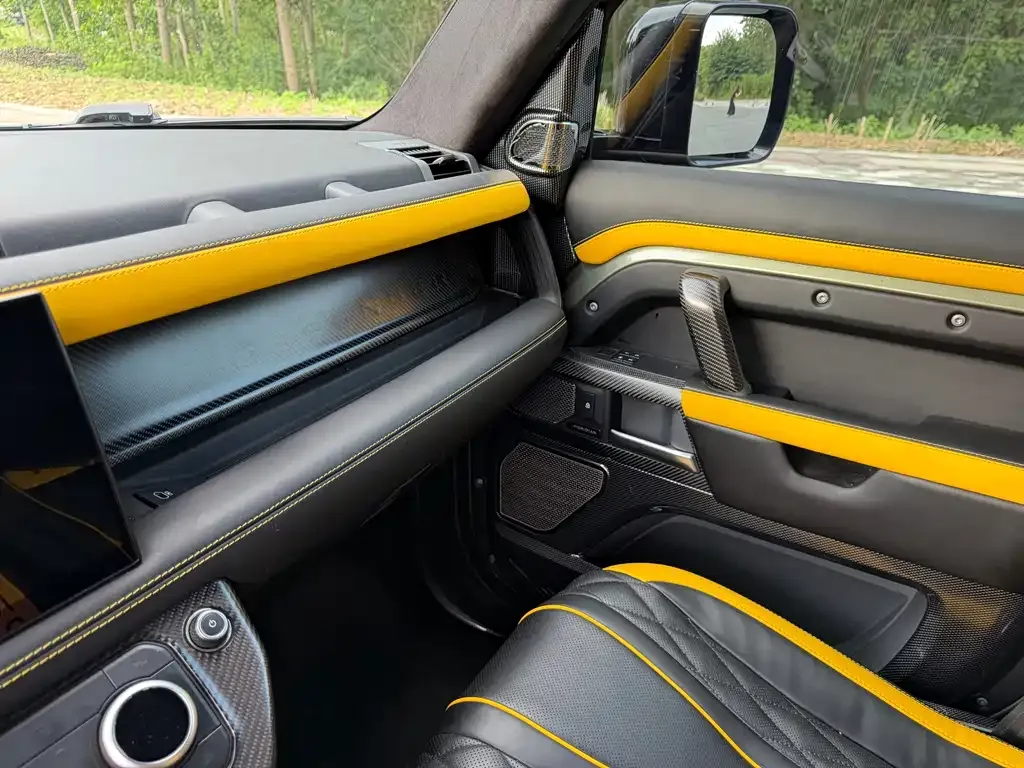 Land Rover Defender — фото 6