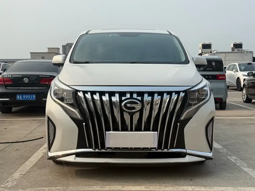 GAC Motor Trumpchi M8 — фото 9