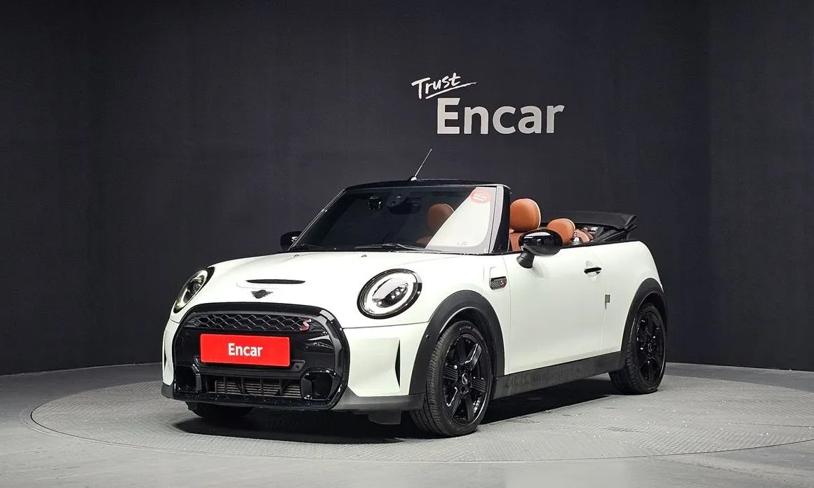 Mini Cooper Convertible — фото 1