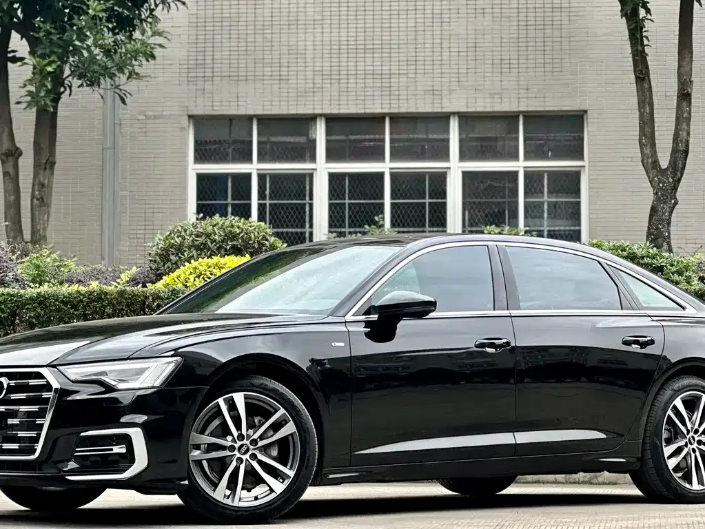 Audi A6L 2024 из CN, фото 5