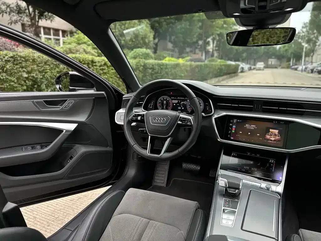 Audi A6L 2024 из CN, фото 2