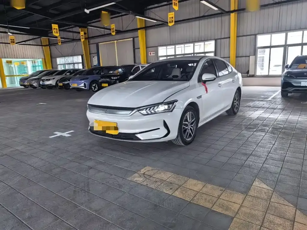 BYD Qin PLUS — фото 1
