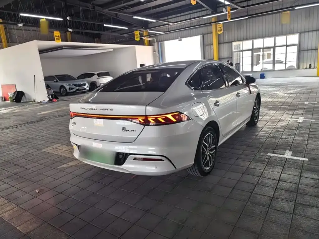 BYD Qin PLUS — фото 6