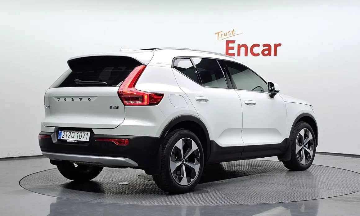 Volvo XC40 2025 из KR, фото 6