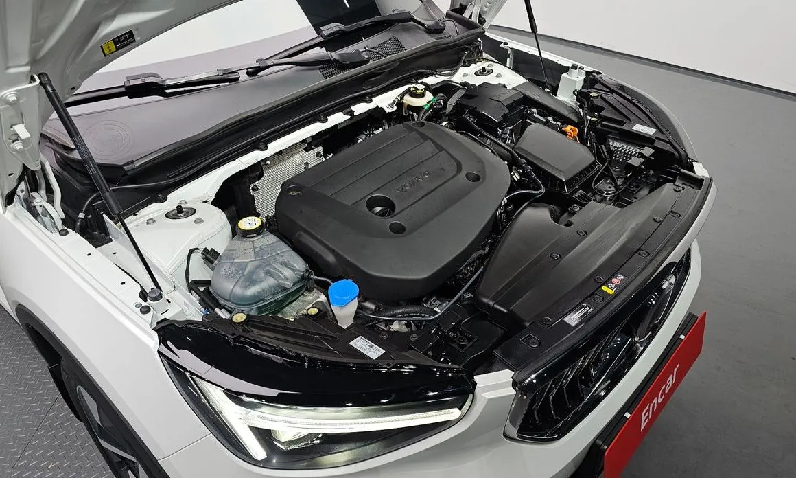 Volvo XC40 2025 из KR, фото 9