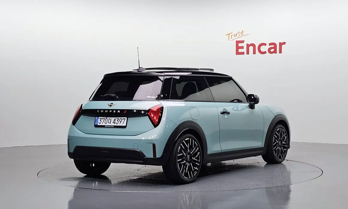 Mini Cooper 2025 из KR, фото 8