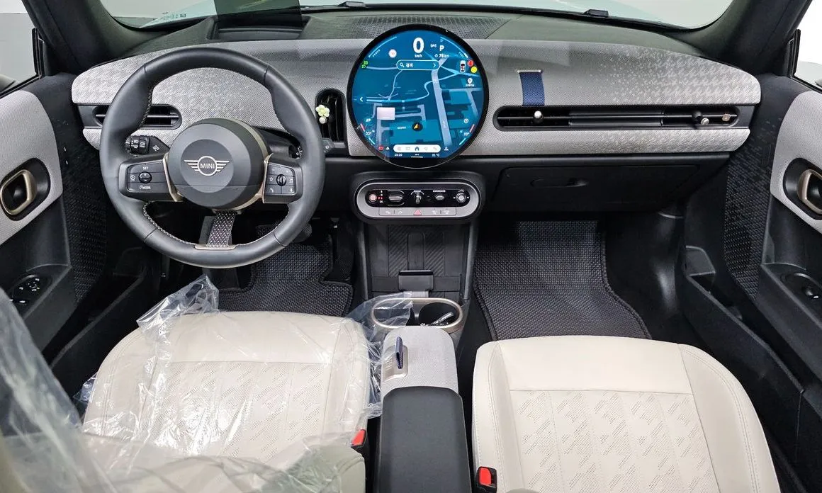 Mini Cooper 2025 из KR, фото 2