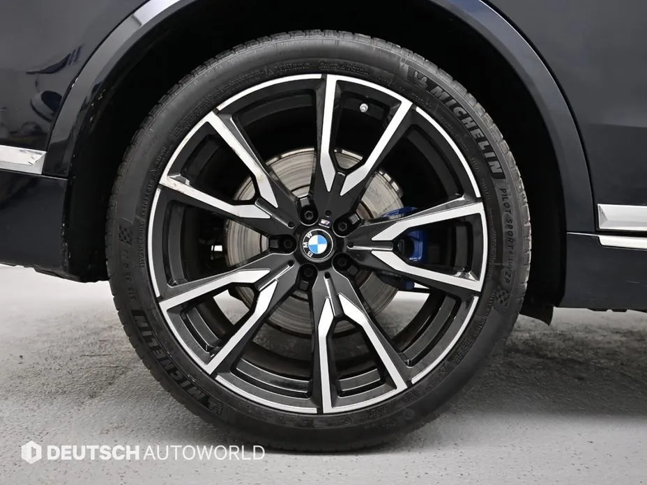 BMW X7 — фото 2