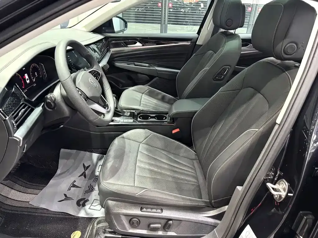 Volkswagen Passat — фото 7