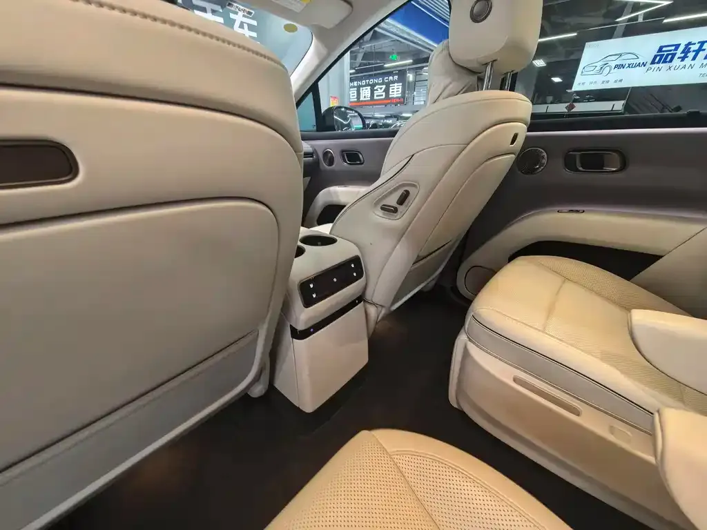 Li Auto i8 2025 из CN, фото 6