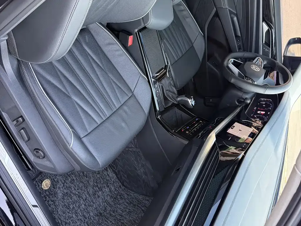 Volkswagen Passat — фото 5