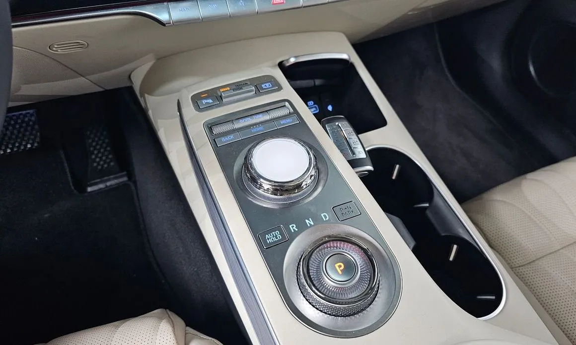 Genesis GV70 — фото 10