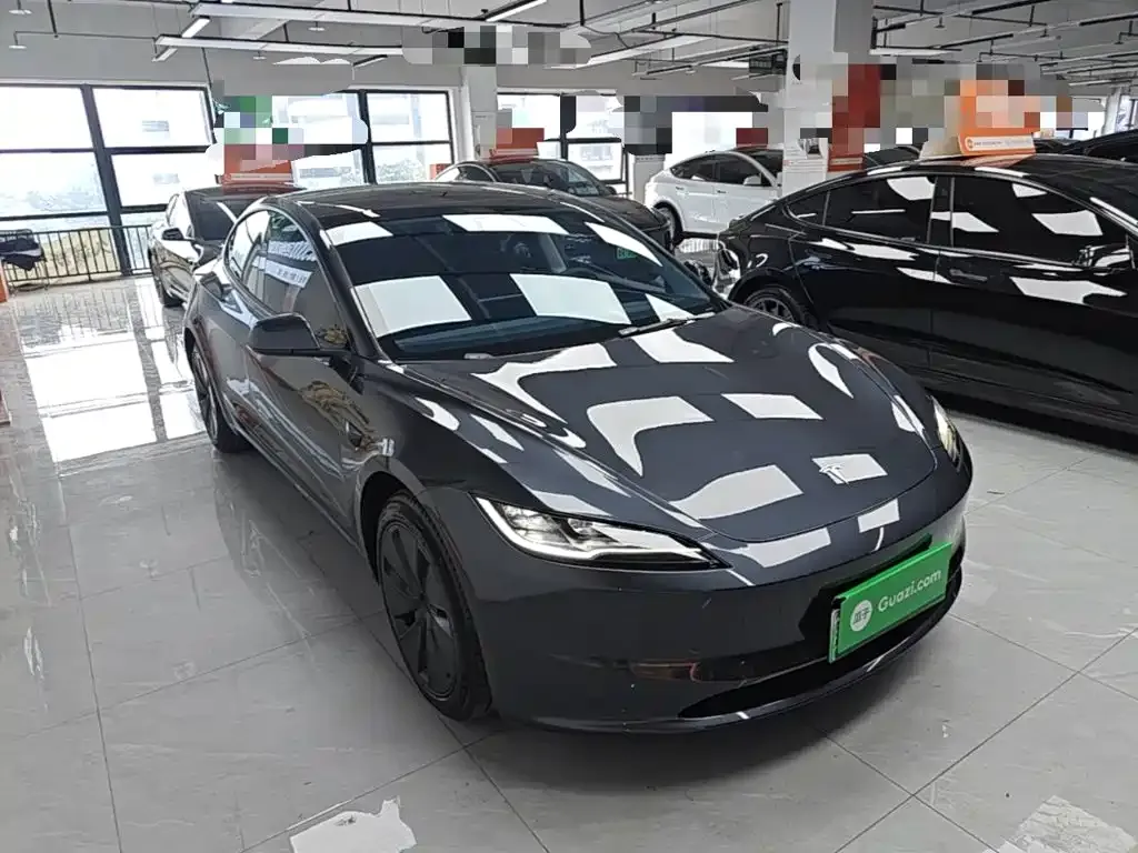 Tesla Model 3 — фото 6