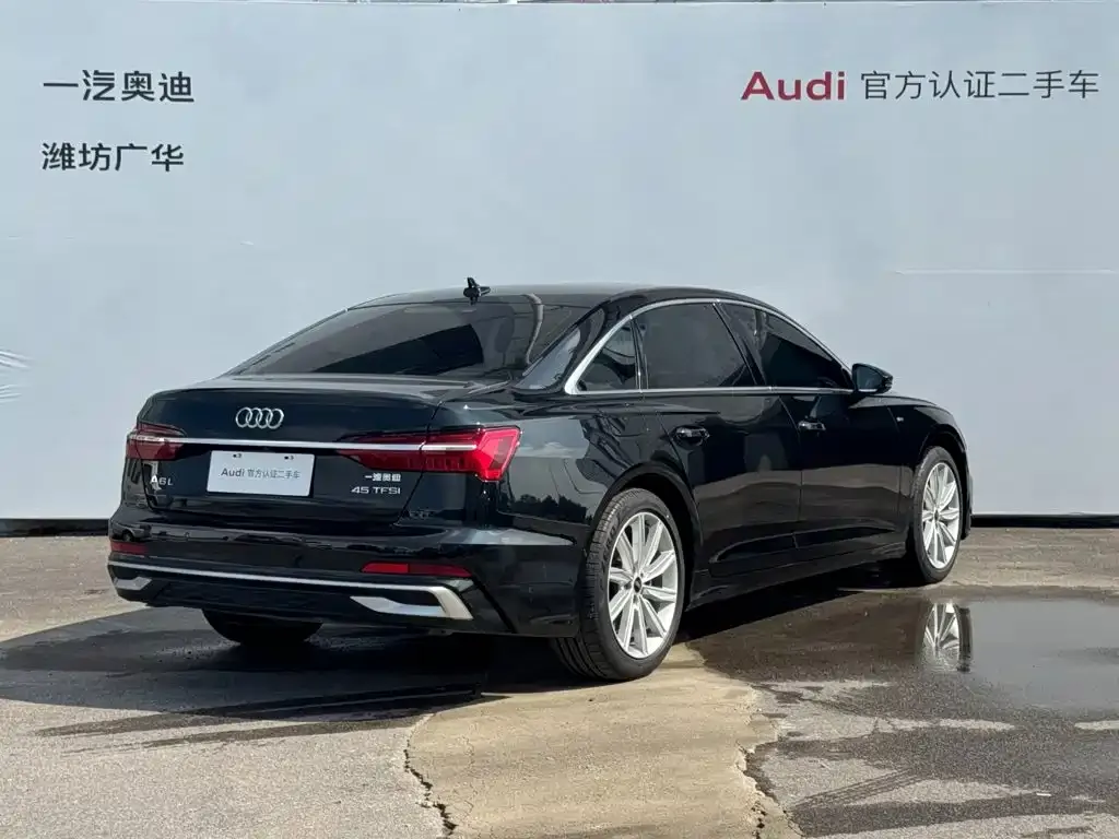 Audi A6L — фото 2
