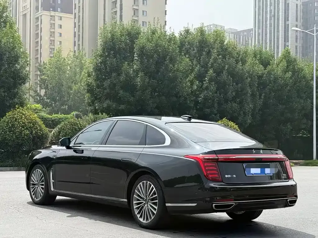 Hongqi H9 — фото 6